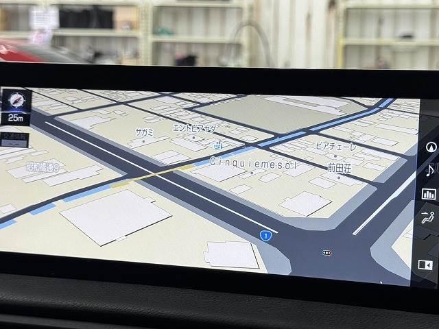 ISIS300h “F SPORT” 内装他