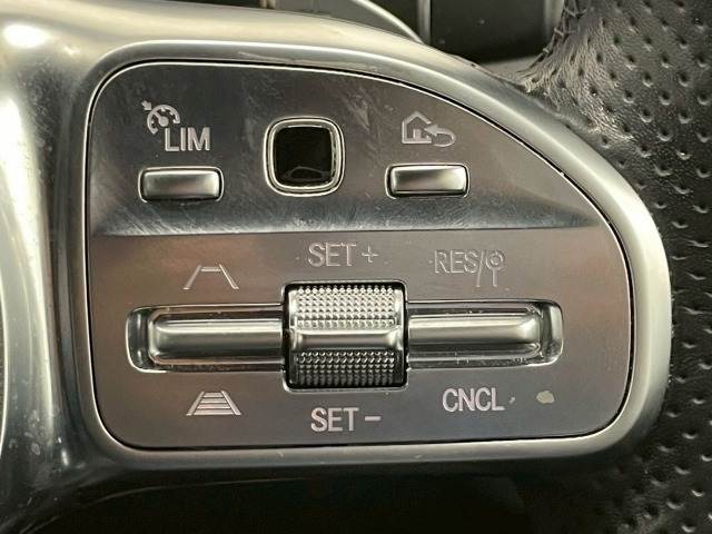 E-CLASS SedanE 220 d アバンギャルド AMGライン 内装他