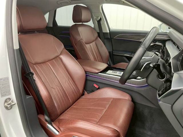 アウディ A8の画像9