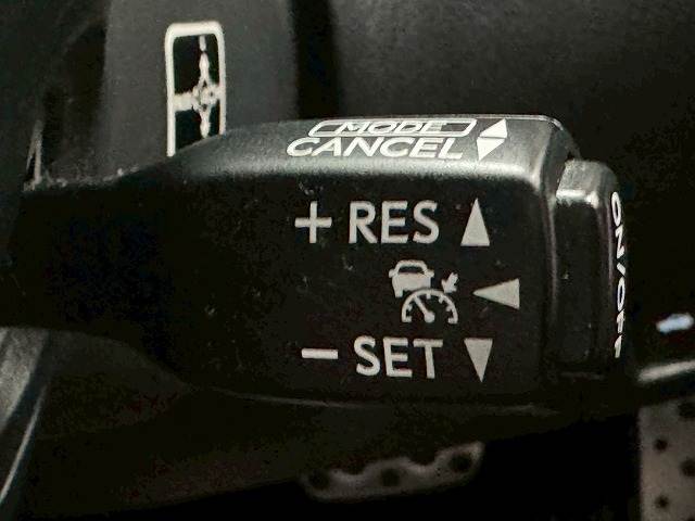 ISIS300h F SPORT 内装他