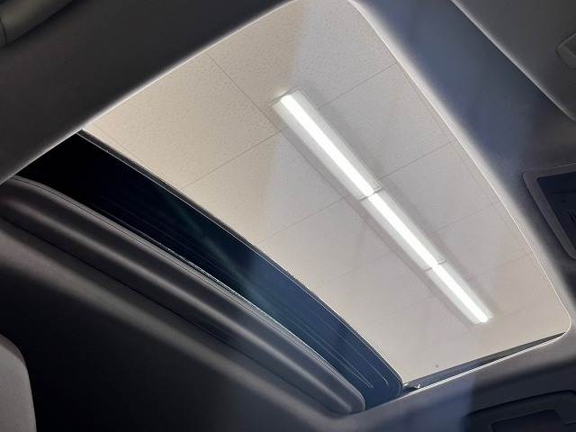 RXRX200t “version L” 内装他