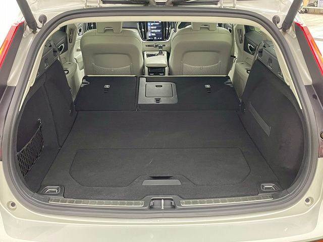 ボルボ V60の画像11