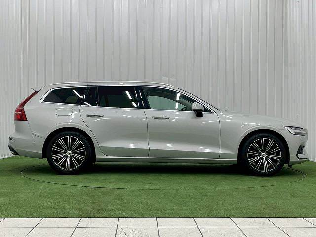 ボルボ V60の画像14
