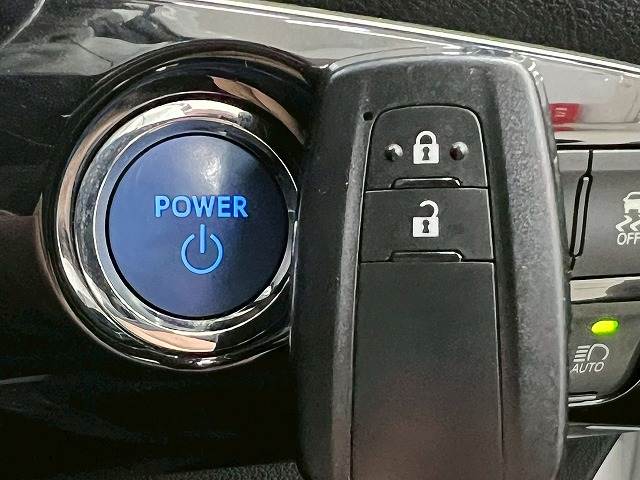 トヨタ プリウスの画像15