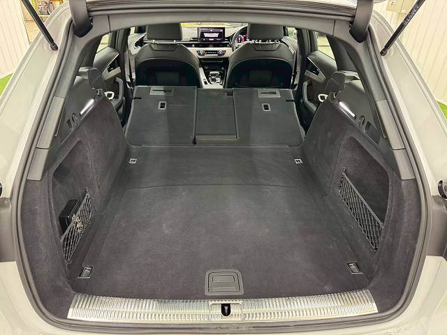 アウディ A4 Avantの画像11