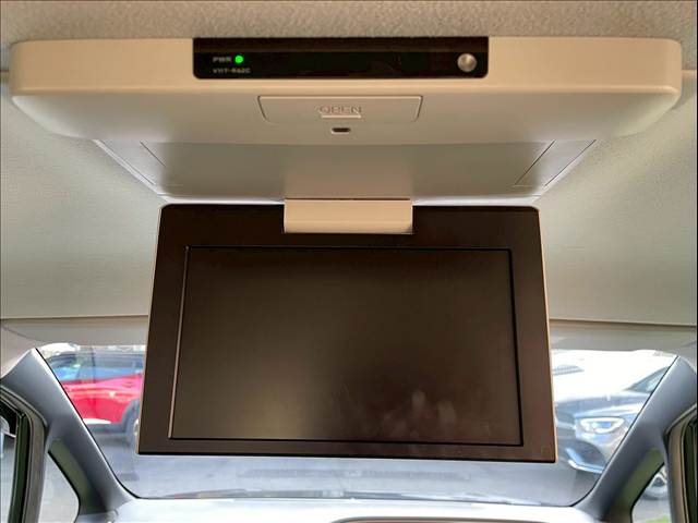 トヨタ ヴォクシーの画像7