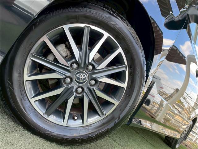 トヨタ ヴォクシーの画像19