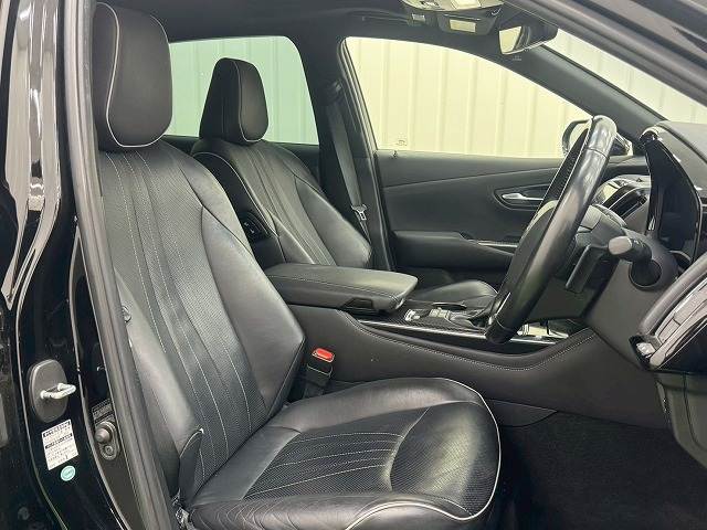 トヨタ クラウンハイブリッドの画像9