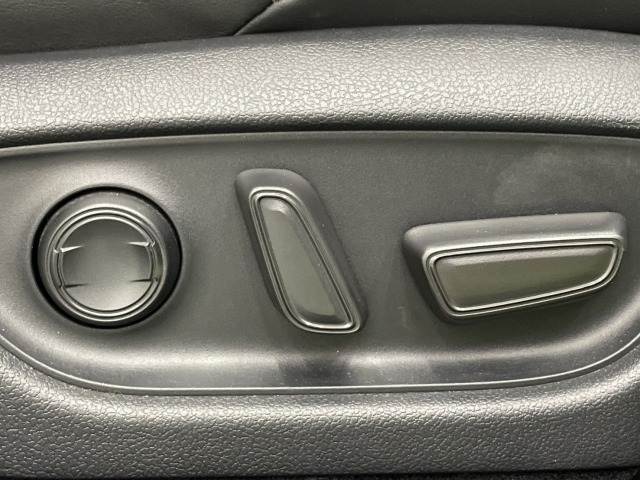 トヨタ クラウンハイブリッドの画像8