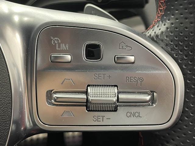 GLA-CLASSGLA 200d 4MATIC AMGライン 内装他