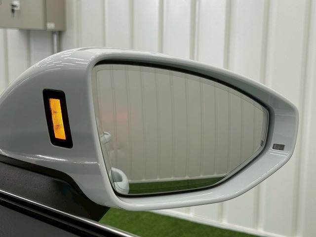 A645 TFSI quattro S line 内装他