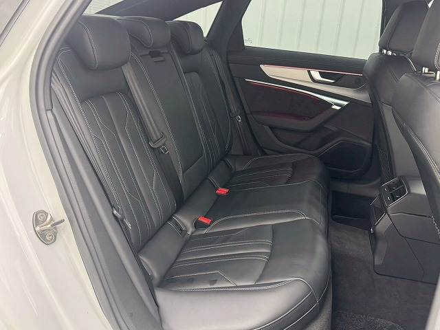 アウディ A6の画像10