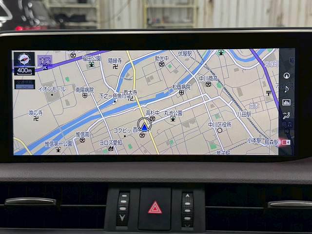 ESES300h “version L” 内装他