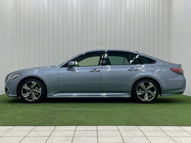 トヨタ クラウンハイブリッドの画像15