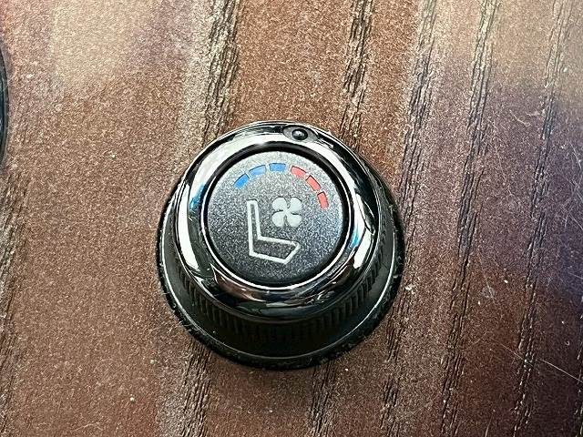 フーガHYBRID VIP 内装他