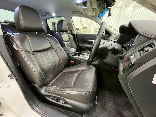 日産 フーガの画像9