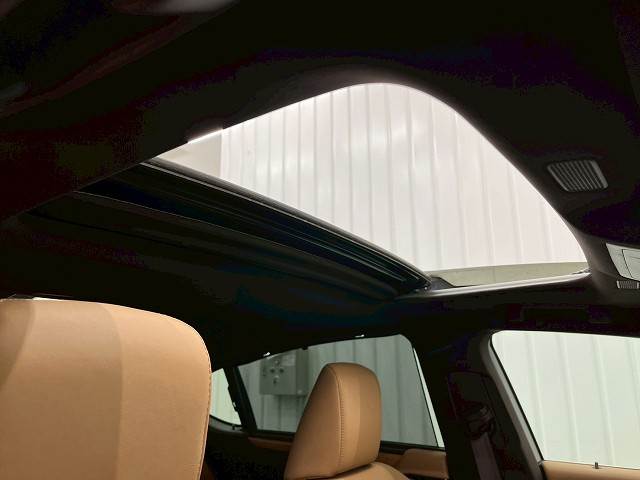 ESES300h “version L” 内装他