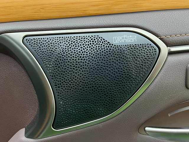 ESES300h “version L” 内装他