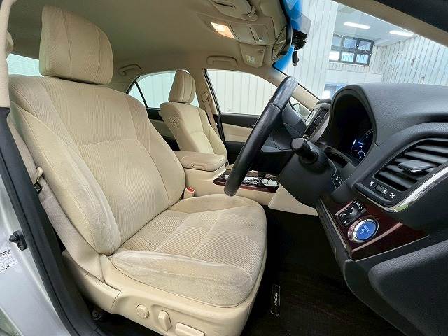 トヨタ クラウンロイヤルハイブリッドの画像9