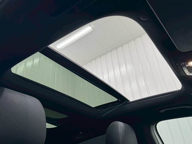 B-CLASSB200 d AMGライン レザーエクスクルーシブパッケージ 内装他