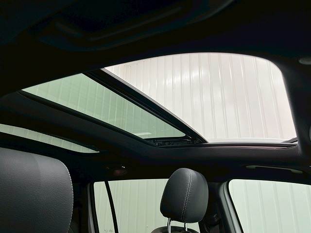 GLB-CLASSGLB 200d AMGライン 内装他