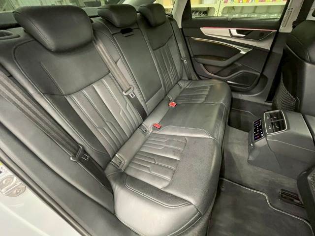 アウディ A6の画像10