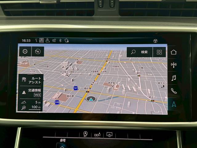 A645 TFSI quattro sport 内装他