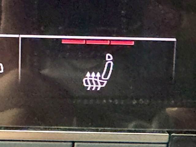 A645 TFSI quattro sport 内装他