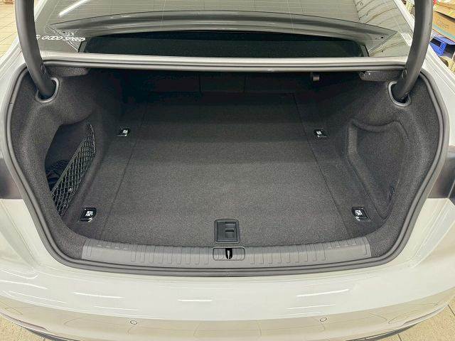 アウディ A6の画像11