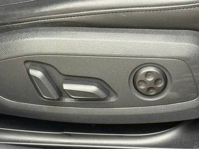 アウディ A4の画像7