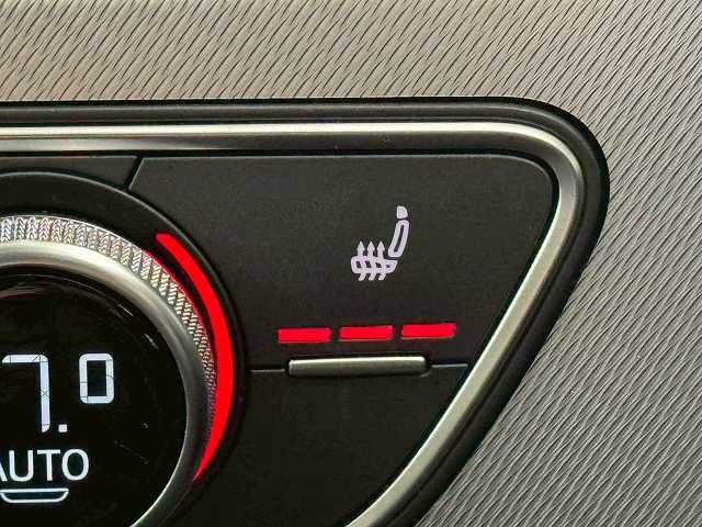 アウディ A4の画像8