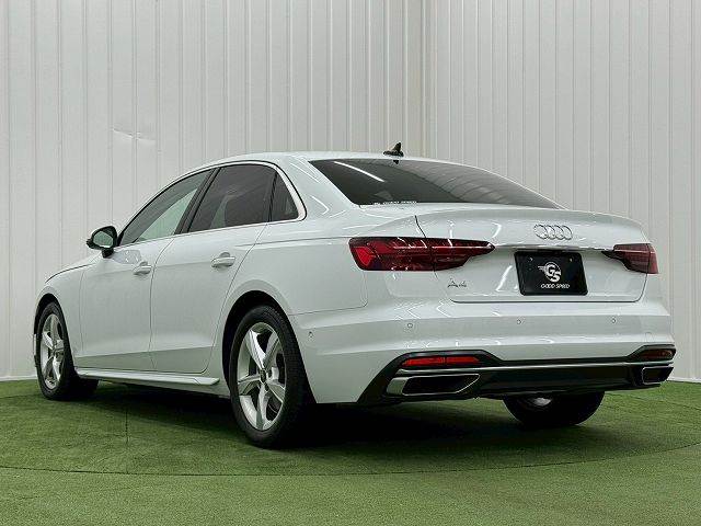アウディ A4の画像17