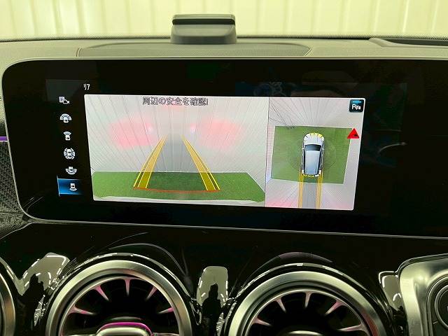 GLB-CLASSGLB 200d AMGライン 内装他