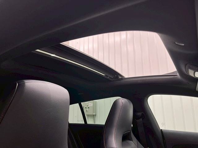 CLA-CLASS Shooting BrakeCLA 200 d シューティングブレーク AMGライン 内装他