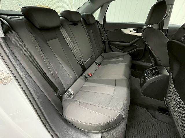 アウディ A4の画像10