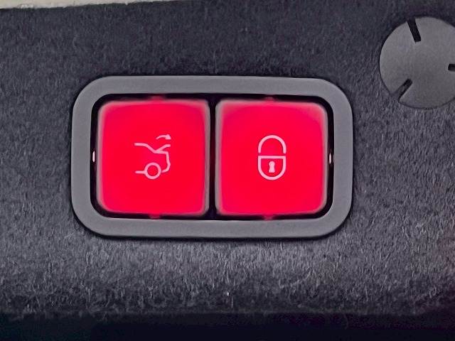 メルセデス・ベンツ&nbsp;C-CLASS Sedanの画像6