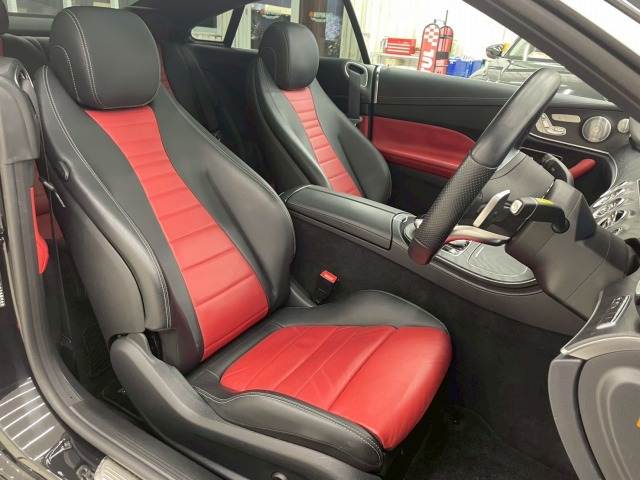 メルセデス・ベンツ&nbsp;E-CLASS Coupeの画像9