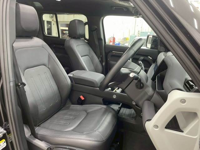 ランドローバー&nbsp;DEFENDERの画像9