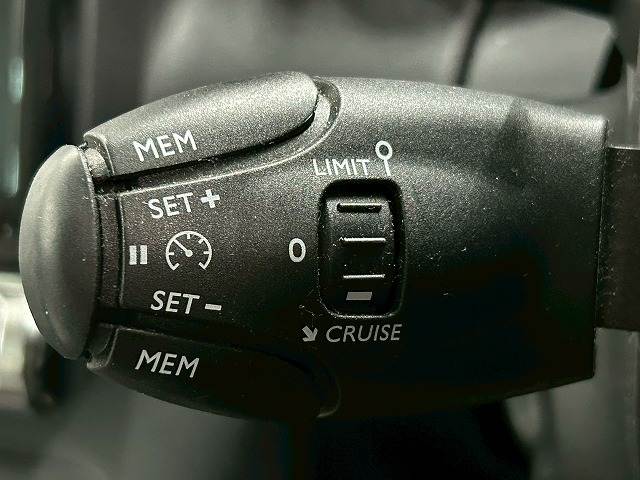 C3 AIRCROSSSHINE 内装他