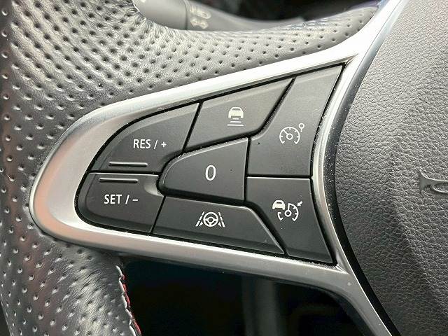 ARKANAR.S. LINE E-TECH HYBRID 内装他