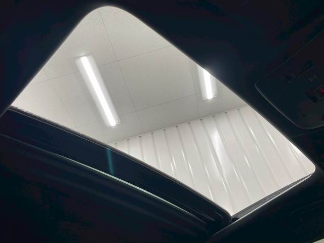 クラウンハイブリッドRS Advance 内装他