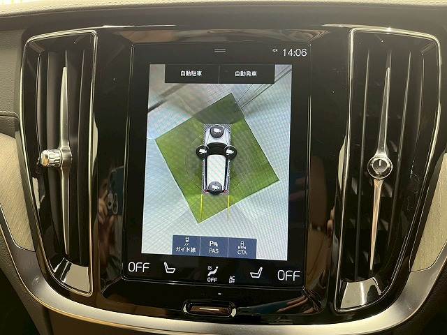 V60T5 Inscription 内装他