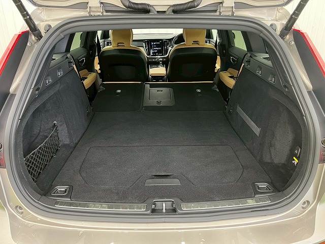 ボルボ V60の画像11