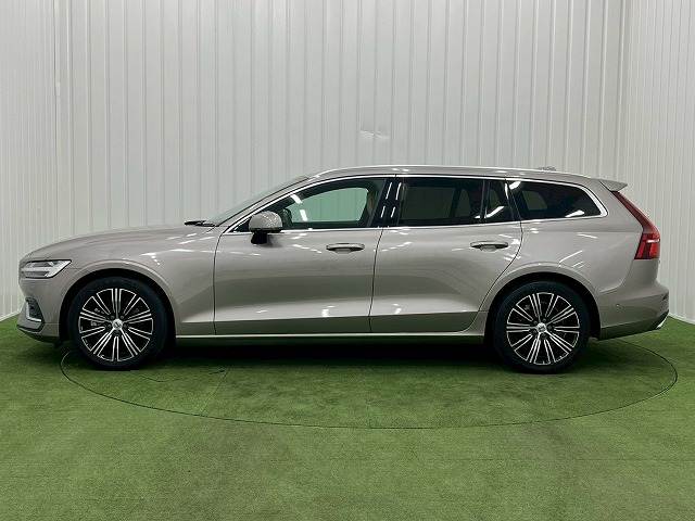 ボルボ V60の画像14