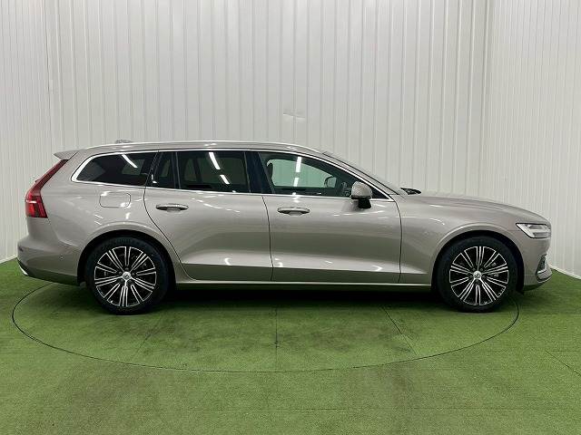 ボルボ V60の画像15