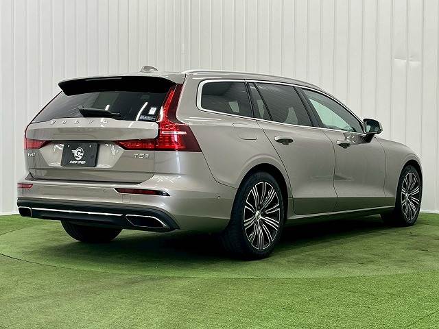 ボルボ V60の画像16