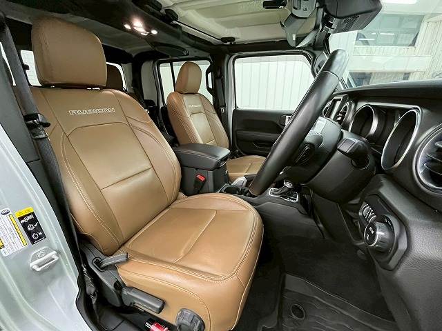 クライスラー&nbsp;JEEP GLADIATORの画像9