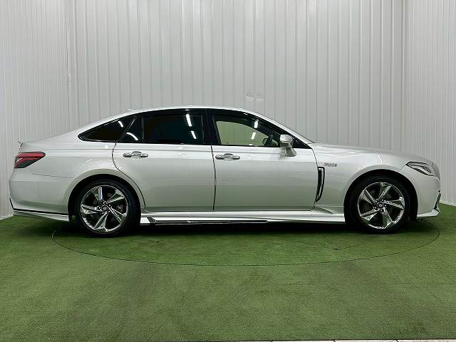 トヨタ&nbsp;クラウンハイブリッドの画像15