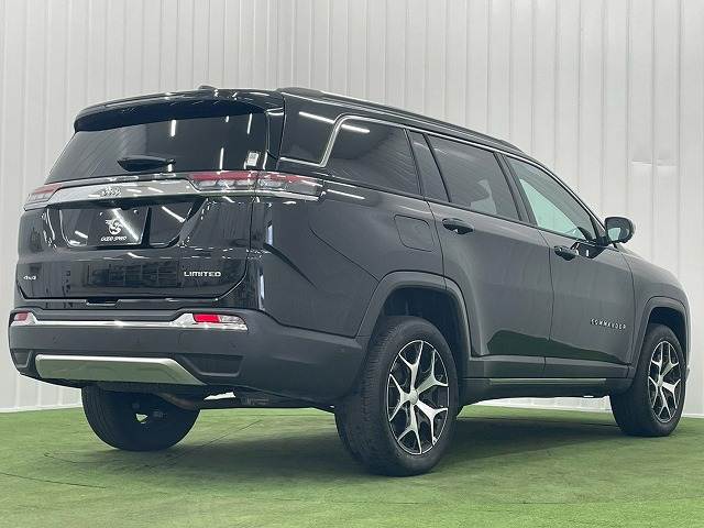 クライスラー JEEP COMMANDERの画像16