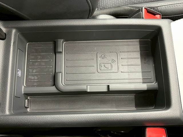 A4 AvantBlack Style PLUS 内装他